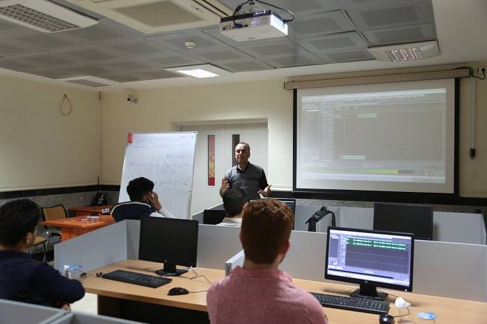 جامعة عراقية تستعين بخبرات العتبة الحسينية الاعلامية لتطوير قابليات طلبتها