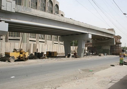 قرب انجاز وافتتاح مجسر الاذاعة والتلفزيون في منطقة الصالحية امام حركة السير