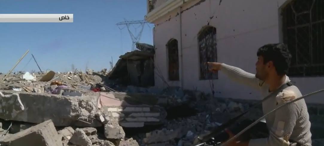 بالفيديو :شهود عيان من افراد السرية الرابعة التابعة للجيش العراقي: طائرة أمريكية قصفت موقع السرية وابادت سرية كاملة