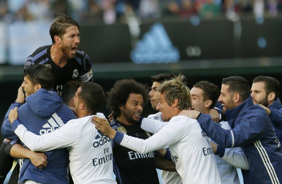 الريال يلامس اللقب بعد فوز مثير للجدل