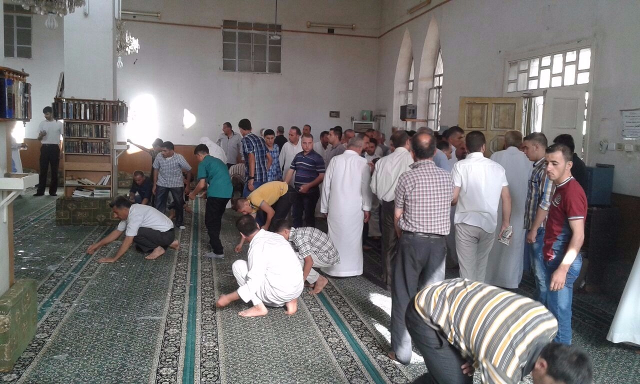 بالصور؛ الارهاب يستهدف مساجد نبل والزهراء أثناء صلاة العيد