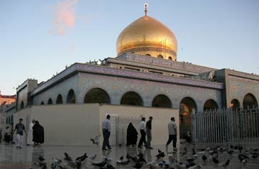 الوقف الشيعي يحذر من تعرض المراقد الدينية في سوريا إلى التخريب