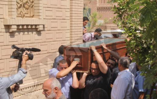 مصر:"الإخوان" يشيّعون نجل مرشدهم