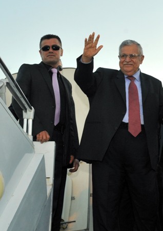 الرئيس طالباني يعود الى محافظة السليمانية قادما من رحلة علاجية في المانيا