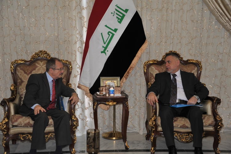 الممثل الخاص للأمم المُتحدة في العراق يلتقي بنائب رئيس الوزراء :لأول مرة نرى أن لدى الحكومة العراقية عملاً ملموساً
