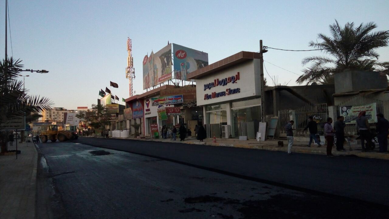 بالصور:بلدية كربلاء اكساء 10 آلاف متر مربع من  شارع  ميثم التمار