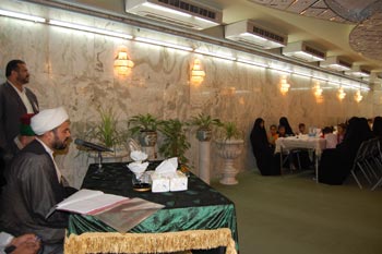 العتبة الحسينية المقدسة تقوم بتكريم ذوي الشهداء في كربلاء