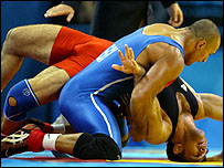 نادي الجماهير في كربلاء يحرز على بطولة العراق للمصارعة الرومانية