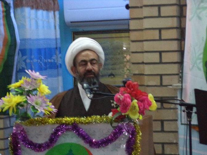 وكيل المرجعية الدينية في البصرة يشارك في حفل المولد النبوي الشريف في احد مساجد اهل السنة والجماعة (مصور)