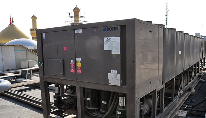 العتبة الحسينية المقدسة تستورد اجهزة متطورة للارتقاء بمنظومة التكييف المركزي في الحائر الحسيني