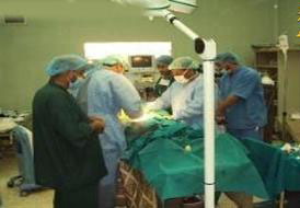 فريق طبي امريكي ينجح باجراء 20 عملية للقلب المفتوح في النجف