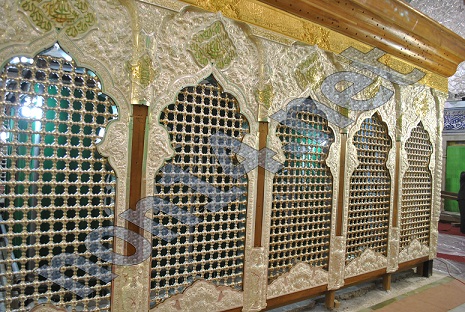 بالصور ..الامانة العامة للعتبة الحسينية المقدسة تكشف عن موعد افتتاح الشباك الجديد لمرقد الامام الحسين عليه السلام