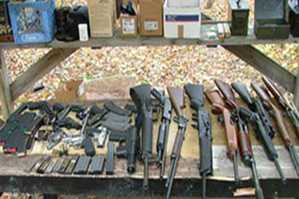 آسايش كلار تعتقل ثلاثة تجار أسلحة