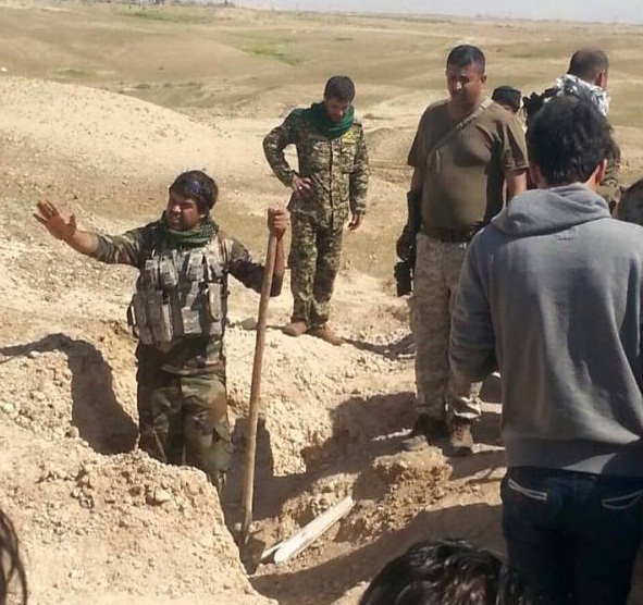 فرقة الامام علي القتالية تعثر على مقابر جماعية لشهداء مجزرة سبايكر بين ضفتي نهر دجلة قرب قرية البو عجيل