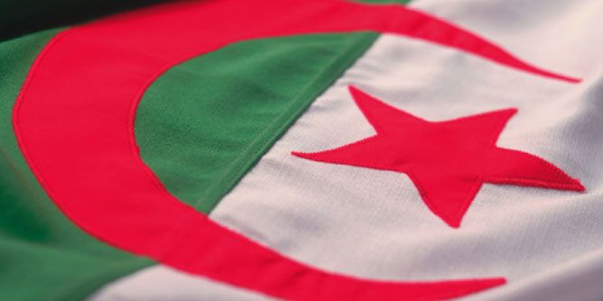 البرلمان الجزائري:عقوبات ضد الإرهابيين العائدين من سوريا والعراق وليبيا
