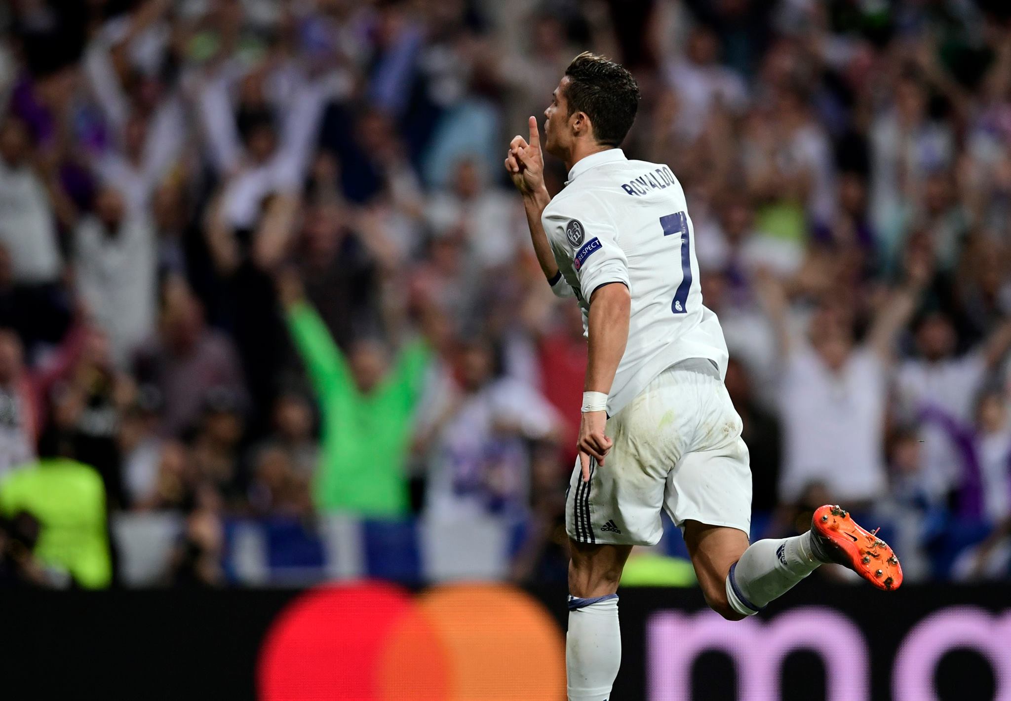 بالصور: الريال يقهر البايرن ويتأهل لنصف نهائي دوري الأبطال