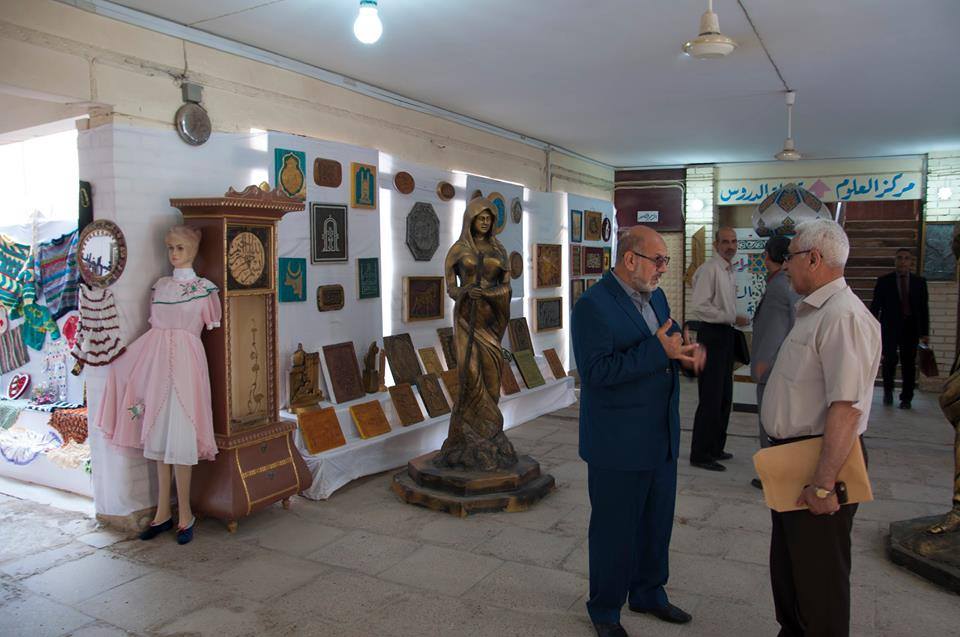 كربلاء:معرض يضم اكثر من الفي لوحة وعمل فني تشارك به خمس محافظات