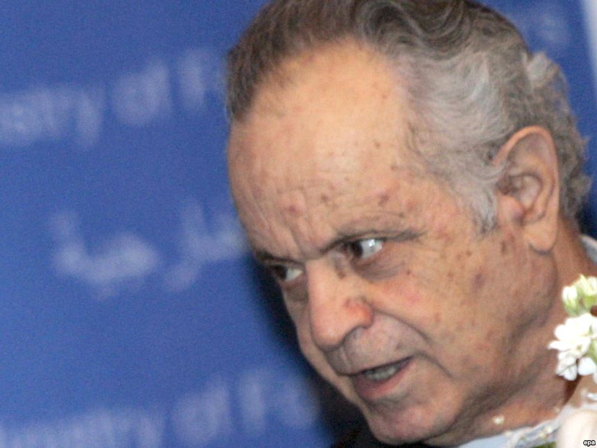 دبلوماسي عراقي: الأحزاب تتقاسم سفاراتنا في الخارج