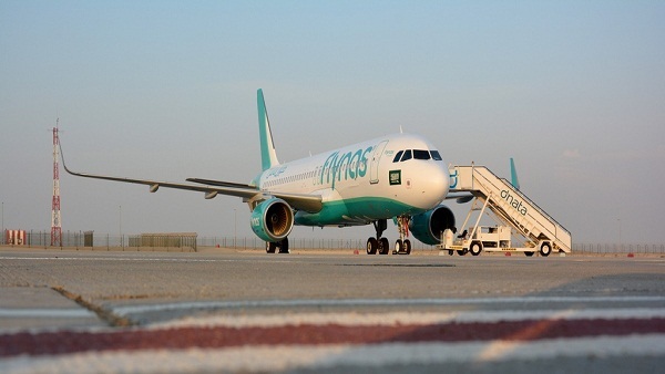 هبوط اضطراري لطائرة "فلاي ناس" في مطار القاهرة