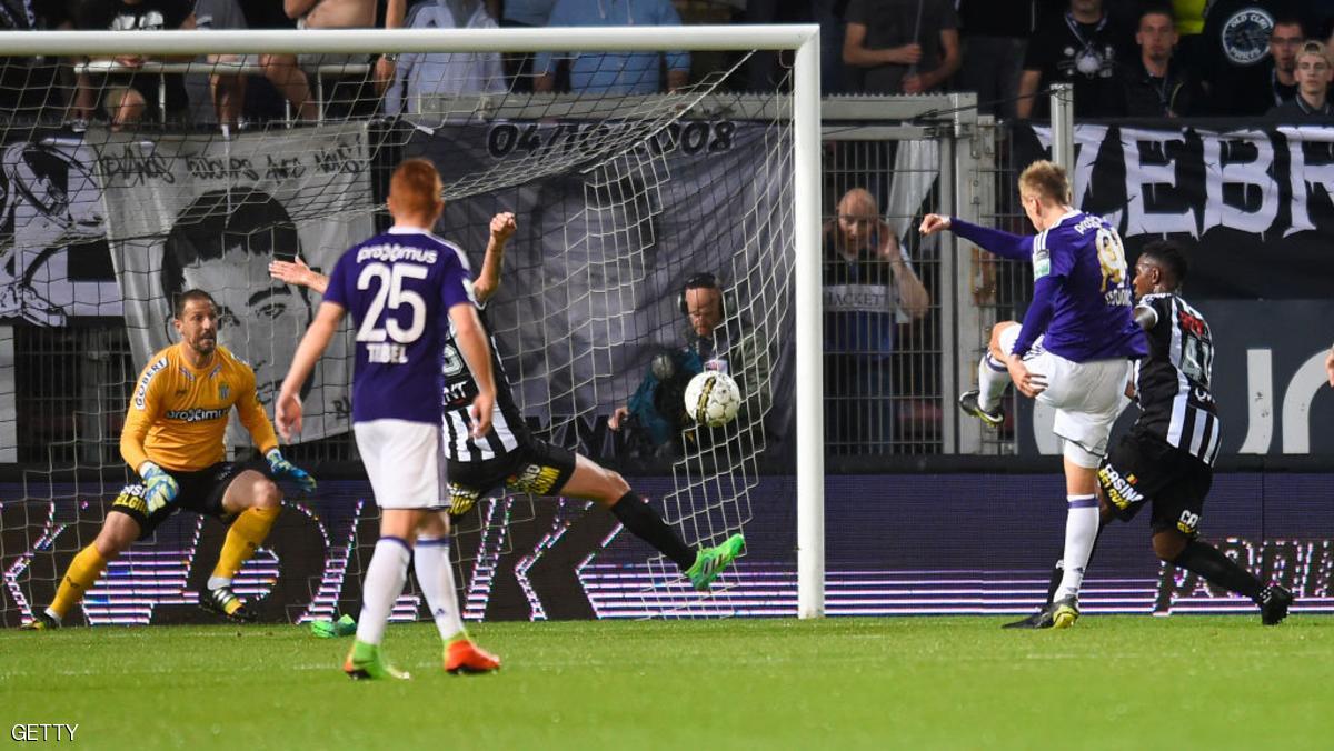 أندرلخت يتوج بلقب الدوري البلجيكي للمرة 34 في تاريخه