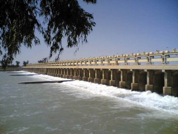 محافظ البنك المركزي يوافق على وضع صورة ″سدة الكوت″ بالعملة المالية الجديدة