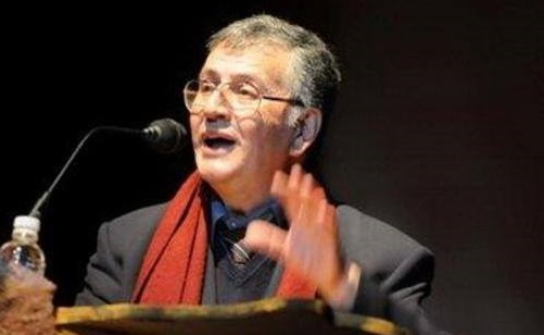 وفاة الشاعر الفلسطيني سميح القاسم عن عمر ناهز 75 عاماً