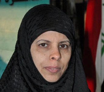 التربية النيابية:سلمنا تربية كربلاء اجهزة لابتوت لتوزيعها على طلبة  المدارس المتميزة بالمحافظة