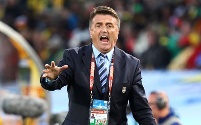 مدرب برشلونة السابق يكشف سر تطور ريال مدريد هذا الموسم