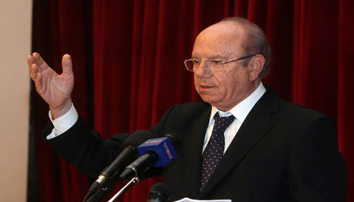 ماذا قال وزير لبناني سابق بحق الامام علي بن الحسين زين العابدين في قصيدته داخل الصحن الحسيني  يوم امس