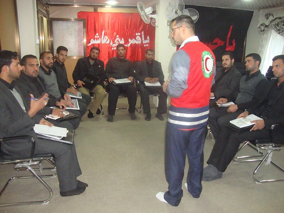 جمعية الهلال الاحمرالعراقي  تقيم ورشة للاسعافات الاولية لمنتسبي العتبة العباسية المقدسة .