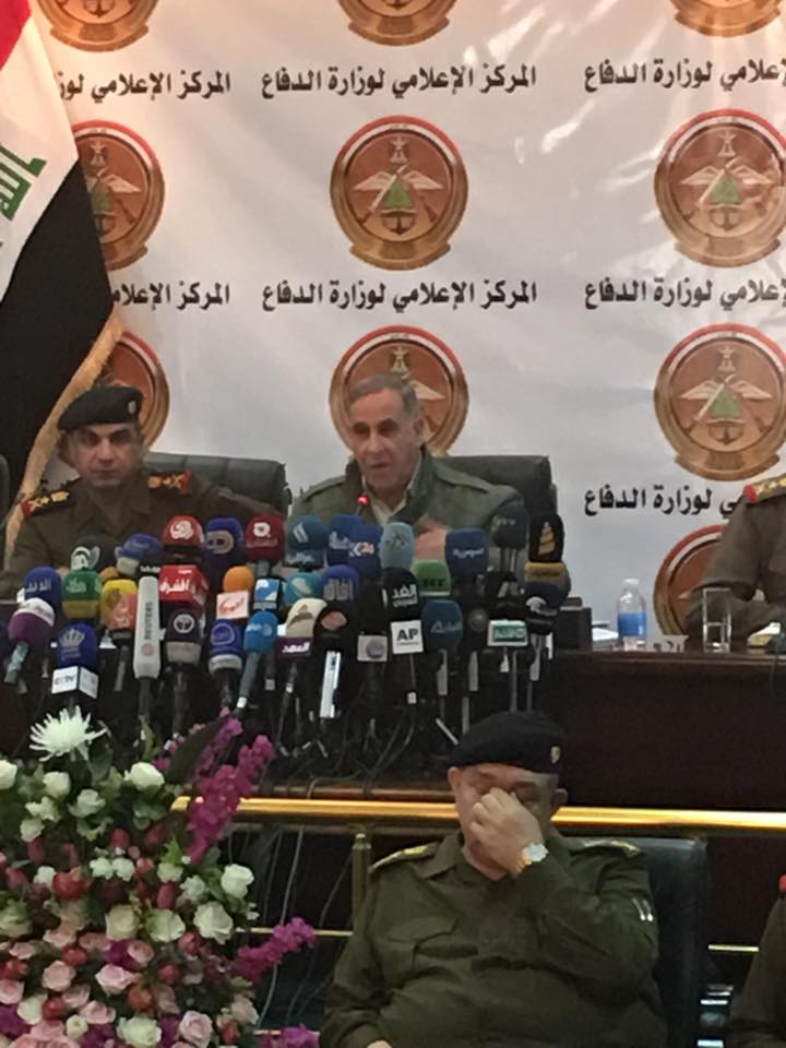 وزير الدفاع: داعش يسيطر على 17% من مساحة العراق بعد ان كان 40%