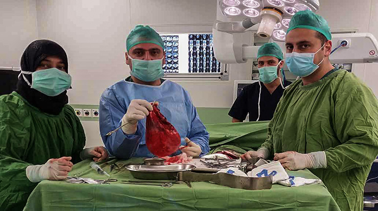 كربلاء:مستشفى الامام زين العابدين  ينجح في معالجة "تشوه خلقي" جراحياً