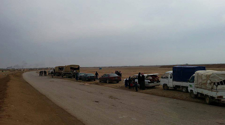 لواء علي الاكبر يجلي نحو 400 عائلة  غرب الموصل