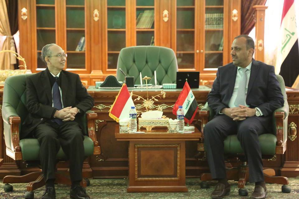 اندونسيا تبحث مجلات الاستثمار في النجف الاشرف