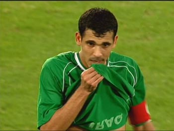 يونس محمود لن يشارك بالمباراة مع  قطر يوم الاحد القادم