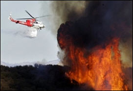 النيران في ماليبو دمرت 35 منزلا