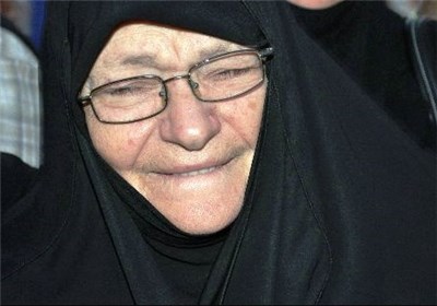 والدة الشهيد عماد مغنية : أعتذر للسيد نصر الله .. لم يبق لي أولاد أقدمهم للشهادة