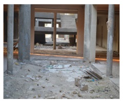 مدرسة في كربلاء لم ينجز منها الا 75%  منذ اربع سنوات على احالتها واصبحت مرتعا للشبهات؟!!(مصور)