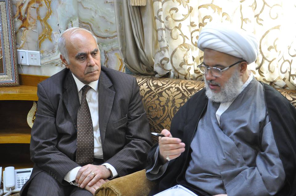 ممثل المرجع السيستاني يستقبل رئيس الجامعة المستنصرية والاخير يتهم اصحاب  الغايات الشخصية الضيقة بتحريك الطلبة للتظاهر بالجامعة