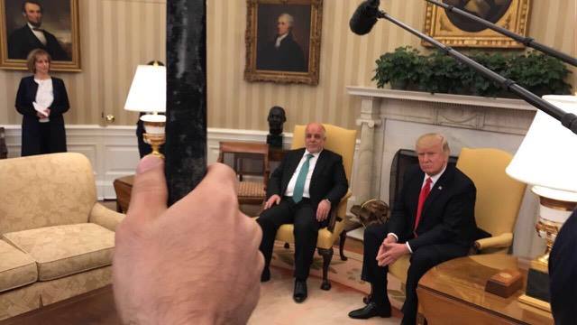 بالصور: ترامب "يكسر الروتين الامريكي" خلال استقباله للعبادي