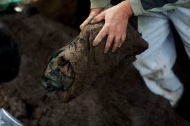 اكتشاف مقابر جماعية في الكويت تعود لحرب العراق