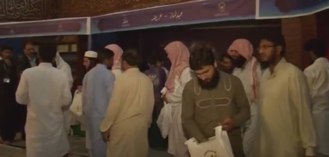 بالفيديو:الوهابية والسلفية يبحثون عن فكر الامام علي في معرض للعتبة الحسينية المقدسة