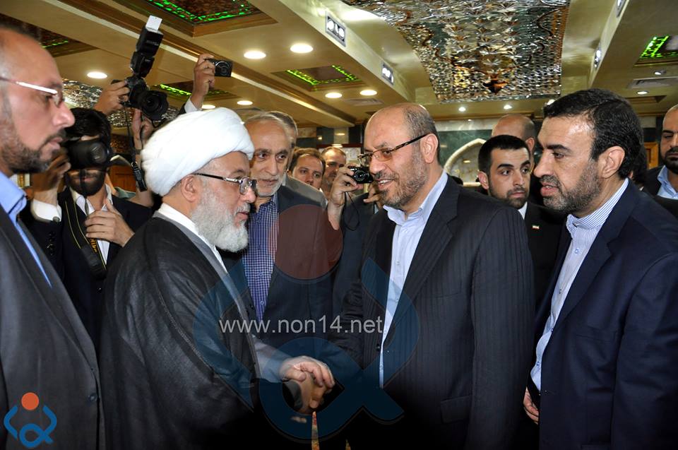 ممثل المرجع السيستاني يلتقي بوزير الدفاع الايراني والاخير رفض الادلاء باي تصريح