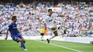 ريال مدريد يتعثّر وفوز كاسح لبرشلونة