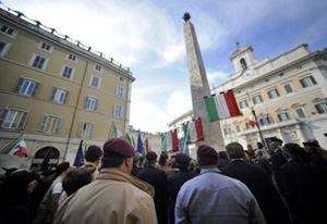 ايطالي يضرم النار في نفسه احتجاجا على البطالة