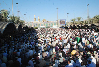 امام وخطيب صلاة العيد في كربلاء يطالب الحكام العرب والمسؤولين العراقيين بضرورة السعي لايقاف حمامات الدم التي تراق في العراق وسوريا