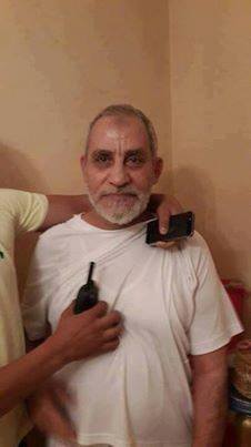 اعتقال مرشد الإخوان المسلمين بمصر+صورة اعتقاله