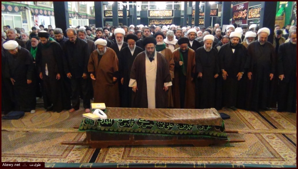 صور حصرية لتشييع خطيب المنبر الحسيني الشيخ علي الشجاعي واية الله العلوي يصلي على جثمانه