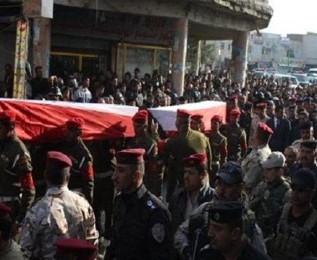 استشهاد ثلاثة من منتسبي الداخلية والتمثيل بأجسامهم في منطقة عرب جبور شمال كربلاء + صورة التشييع