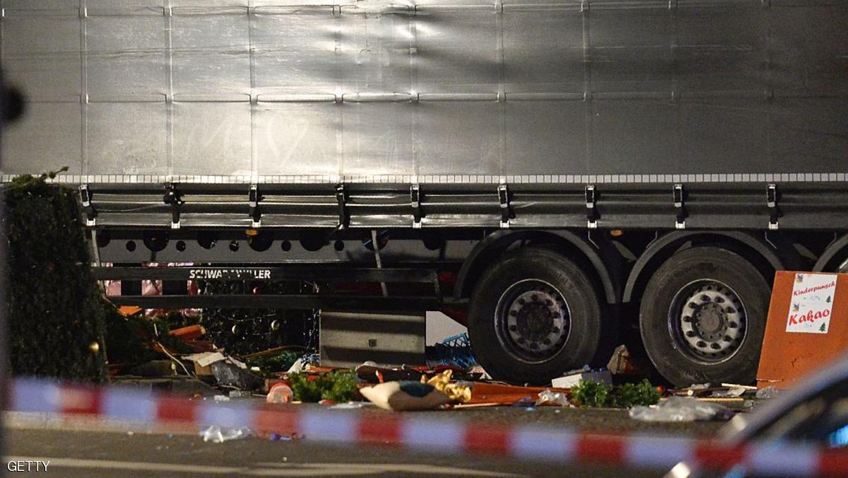 هجوم برلين "متعمد".. ومعلومة "مخيفة" عن سائق شاحنة الموت